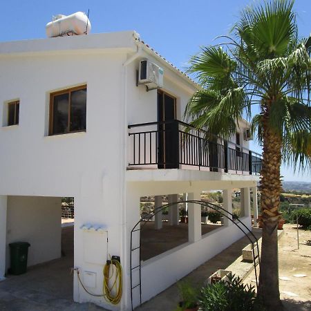 Serene Serenity Villa Paphos Exterior foto