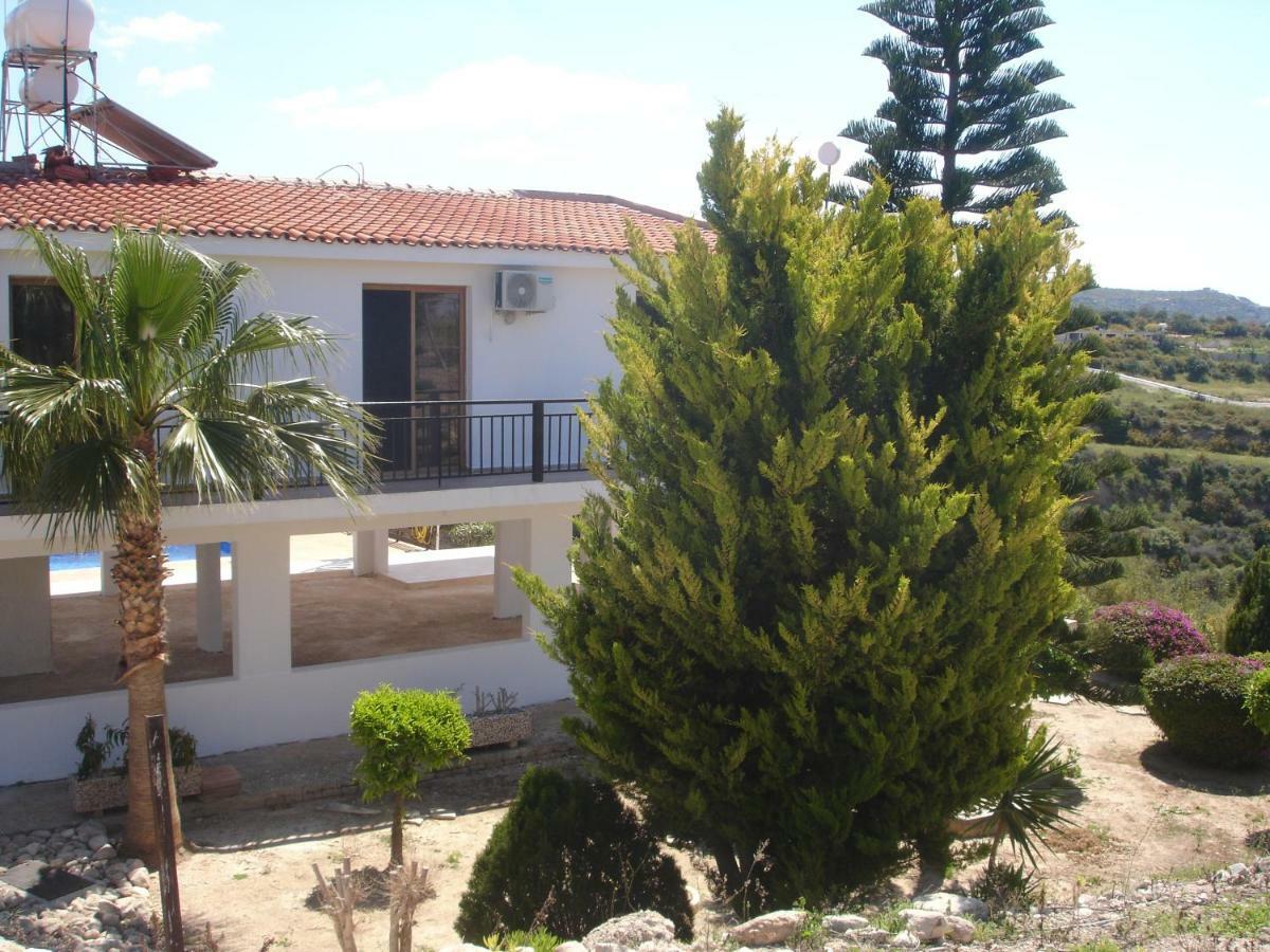 Serene Serenity Villa Paphos Exterior foto